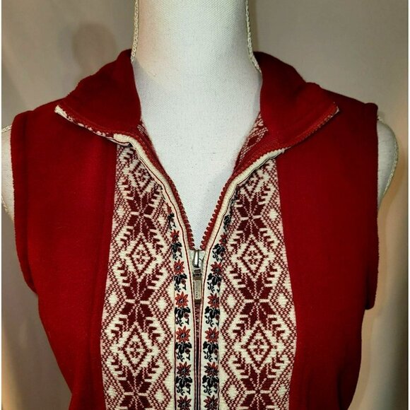 LL Bean Red Fair Isle Fleece Sweater Vest - Size Small - Picture 5 of 11